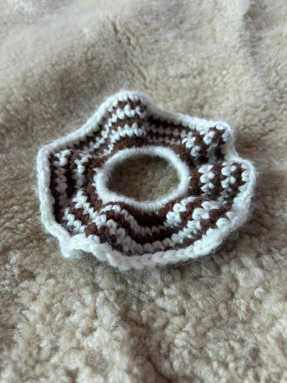 Cocoa Ripple Scrunchie — Sample Piece